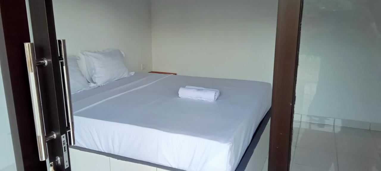 Giri Homestay Amed Exterior foto